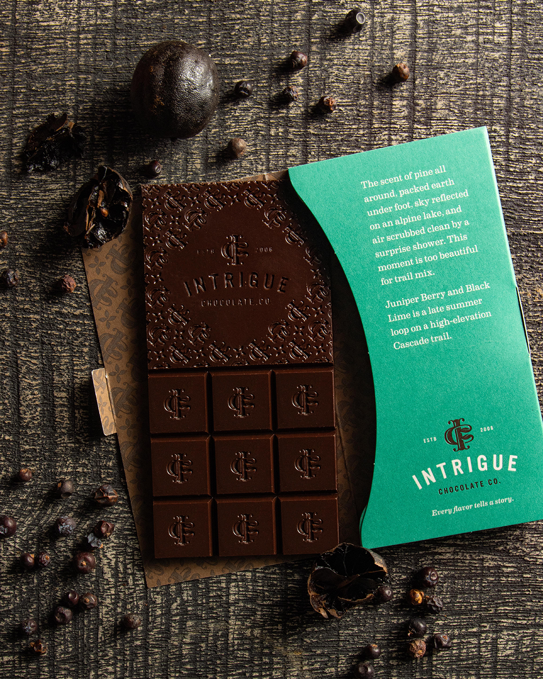 Intrigue Chocolate: Juniper Berry, Black Lime Bar