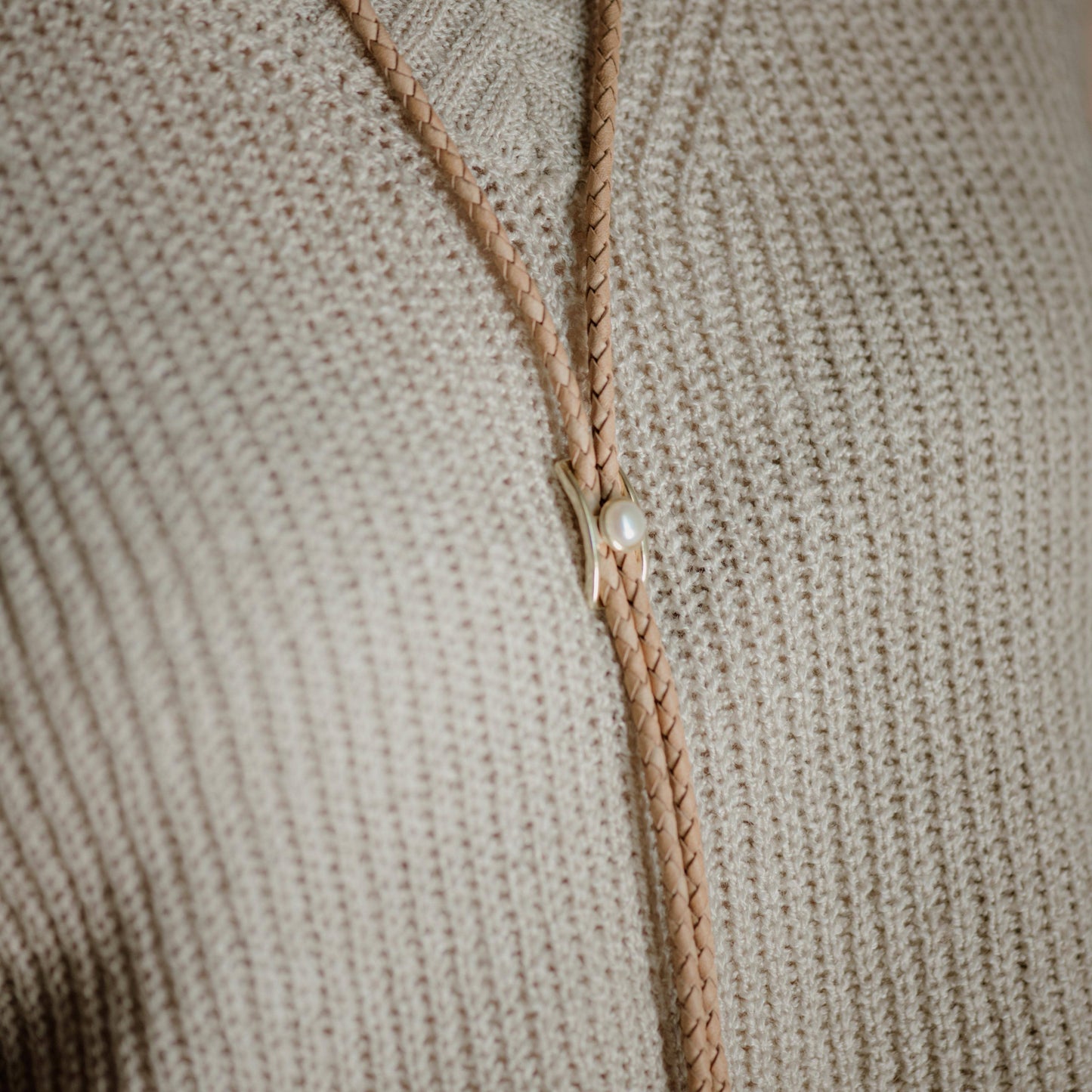Shepherd Bolo Tie  |  Pearl or Turquoise