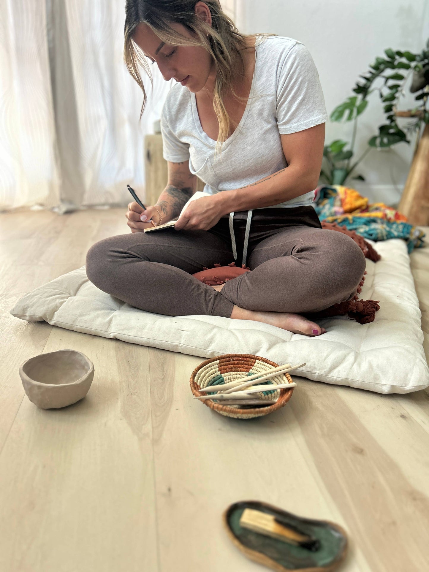 Gentle Transitions Meditative Art Kit with Gouache