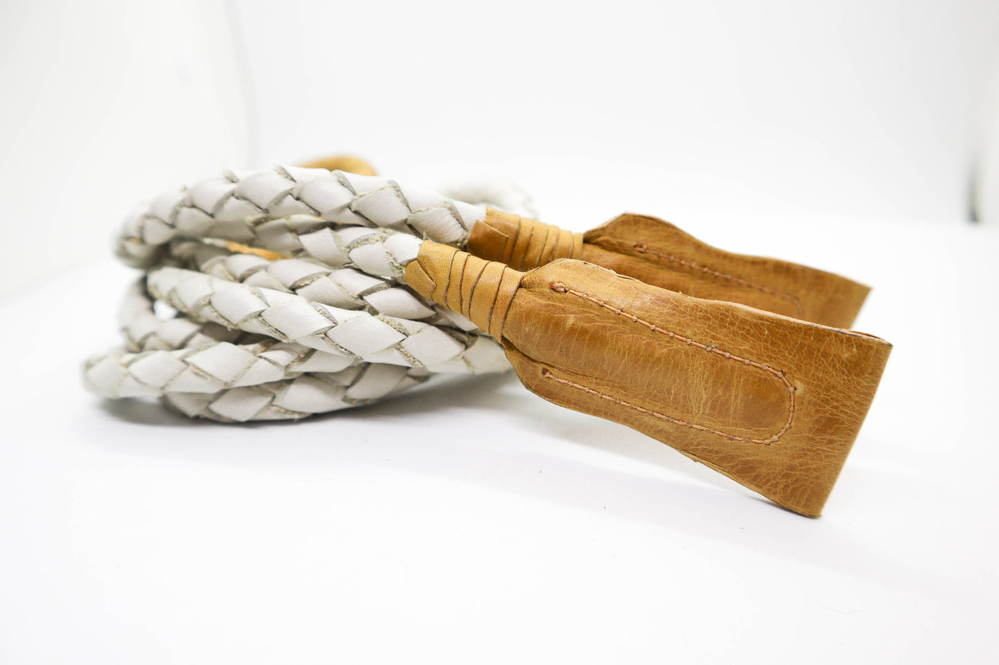 Iguazu Braided Belt – White