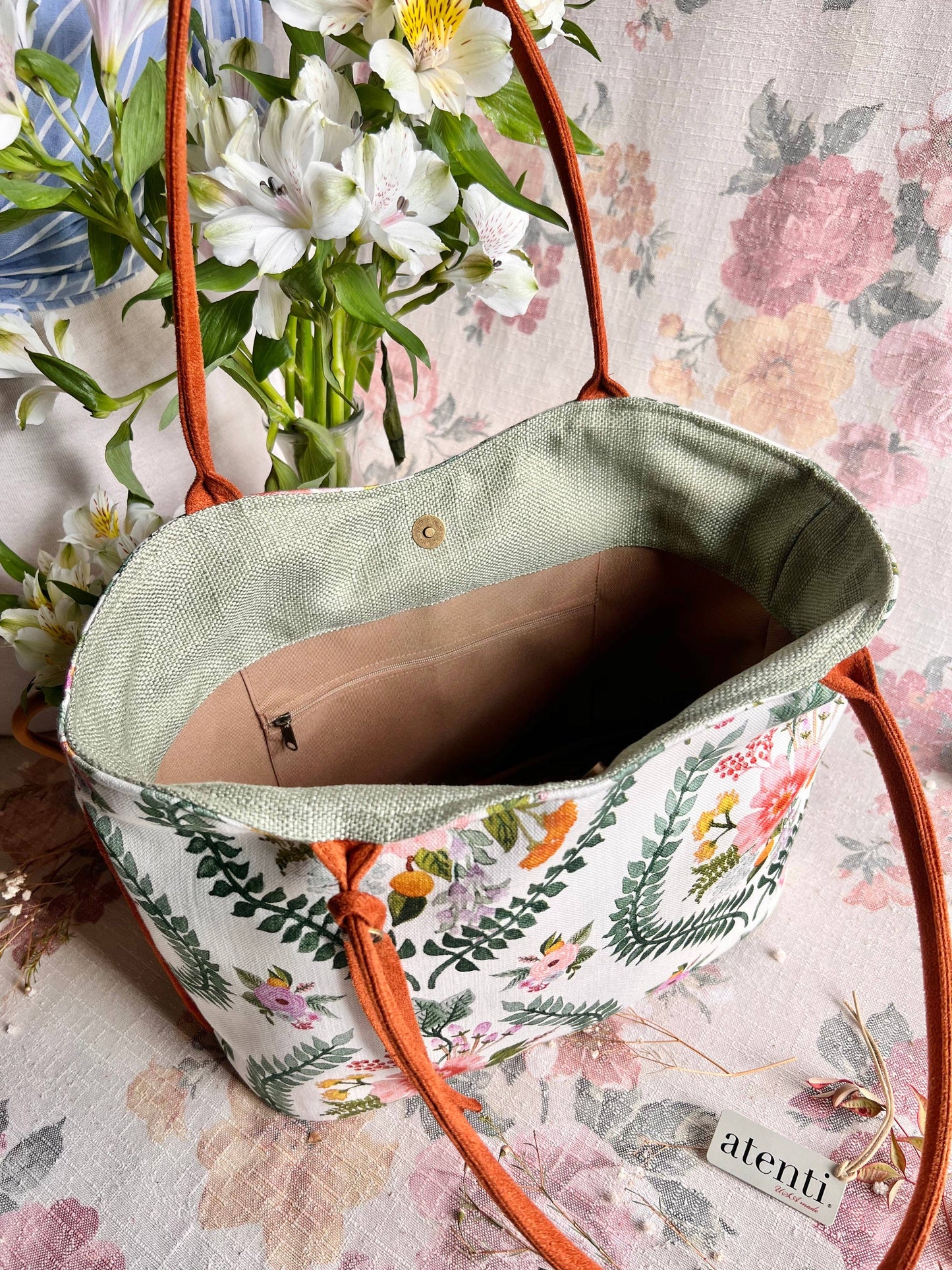 Florence Print Shoulder Bag and Pouch Set