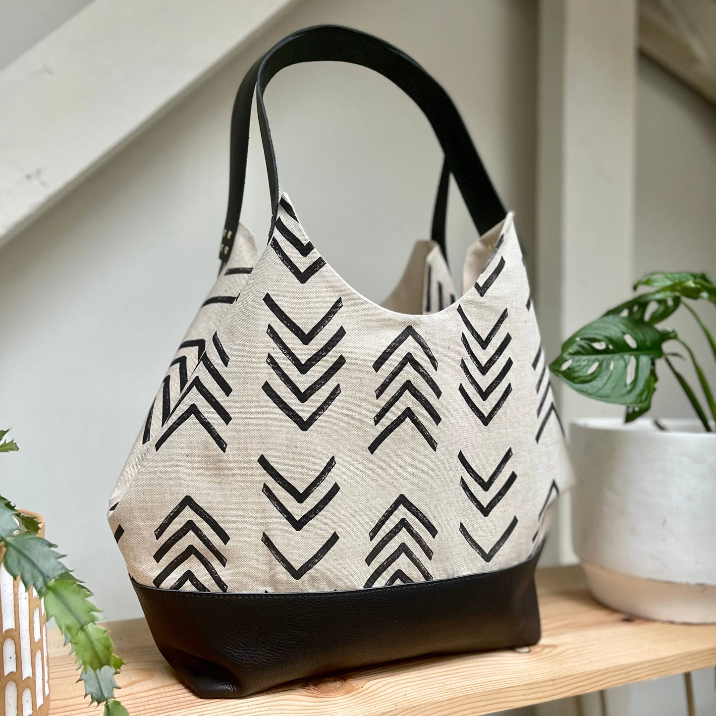 Convertible Tote | Sunrise Arrows